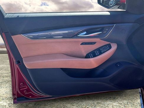 Certified 2025 Cadillac CT5 V w/ Platinum Package image 20