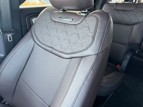 New 2026 Ford Explorer Platinum w/ LUX Leather Package AWD/4WD image 33