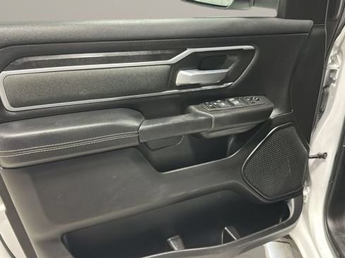 Used 2022 RAM 1500 Big Horn AWD/4WD image 9