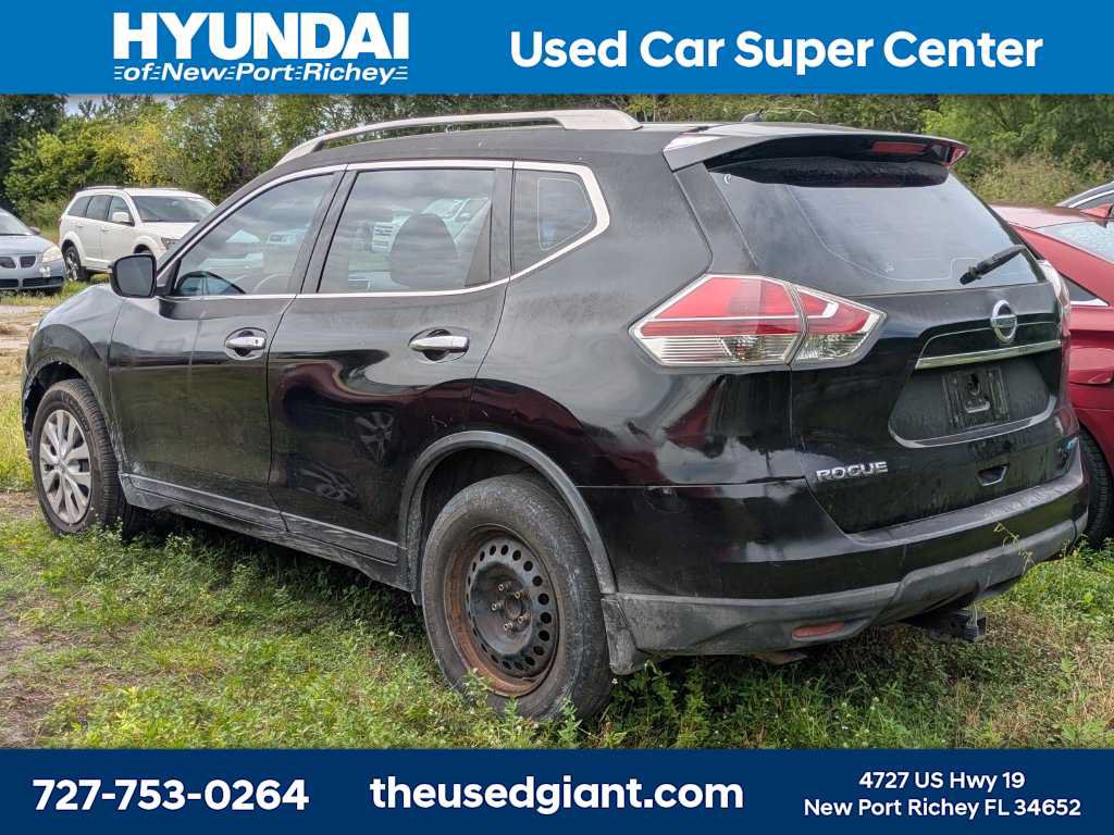 Used 2014 Nissan Rogue S FWD image 2