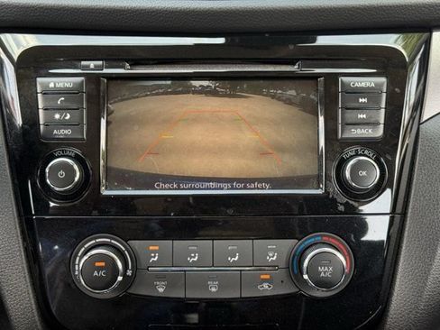 Used 2022 Nissan Rogue Sport S FWD image 18