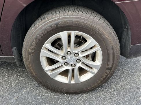 Used 2018 Buick Enclave Essence image 31