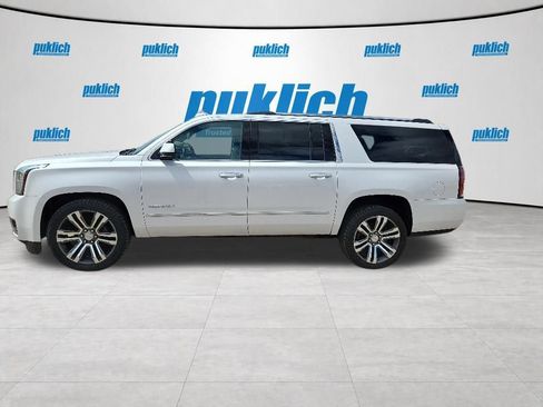 Certified 2019 GMC Yukon XL Denali w/ Denali Ultimate Package AWD/4WD image 2