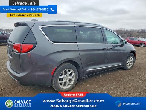 Used 2017 Chrysler Pacifica Touring-L Plus w/ Advanced Safetytec Group FWD image 4