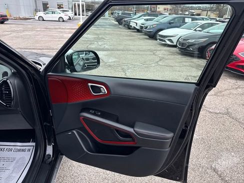 Certified 2023 Kia Soul GT-Line w/ GT-Line Technology Package FWD image 10