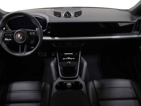 New 2026 Porsche Cayenne image 26