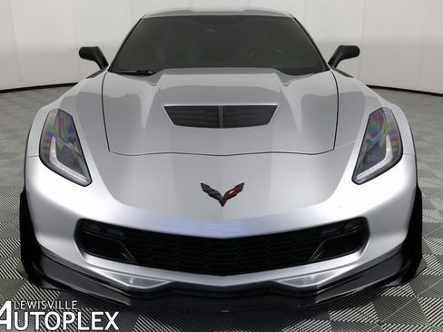 Used 2017 Chevrolet Corvette Z06 image 2