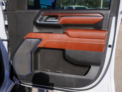 Used 2024 GMC Sierra 2500 Denali Ultimate w/ Max Trailering Package image 31