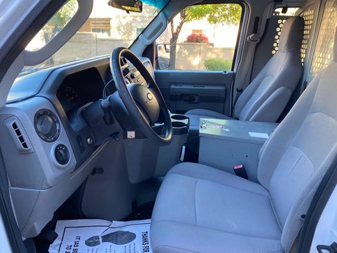 Used 2013 Ford E-250 and Econoline 250 w/ PWR Group image 26