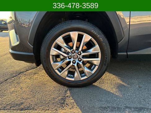 Used 2023 Toyota RAV4 XLE Premium image 26
