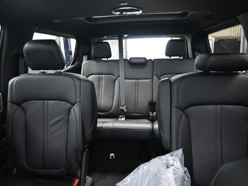 New 2026 Jeep Grand Wagoneer Limited AWD/4WD image 22