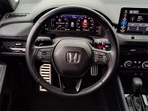 Used 2024 Honda Accord Sport image 25