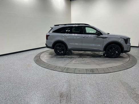 New 2026 Kia Sorento SX image 4