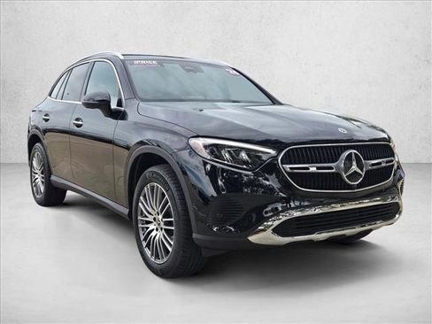Certified 2026 Mercedes-Benz GLC 300 image 3