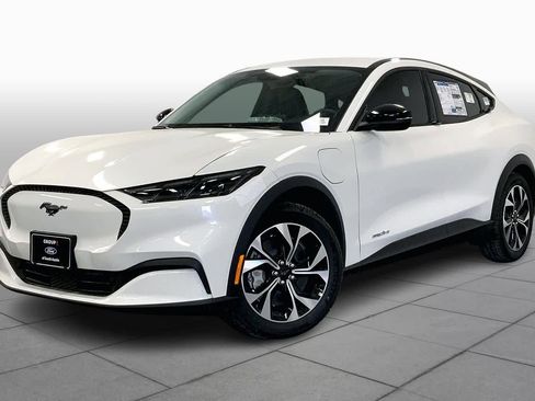New 2026 Ford Mustang Mach-E Select image 22