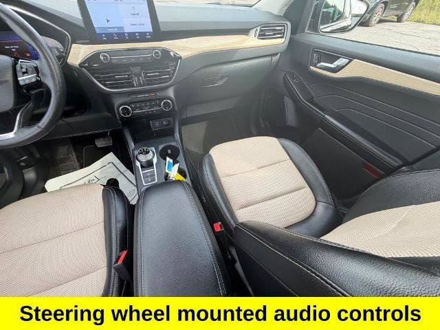 Certified 2022 Ford Escape Titanium w/ Titanium Elite Package AWD/4WD image 12