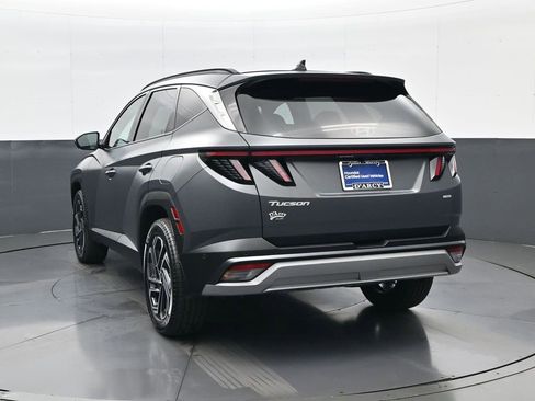 Certified 2025 Hyundai Tucson Limited image 6