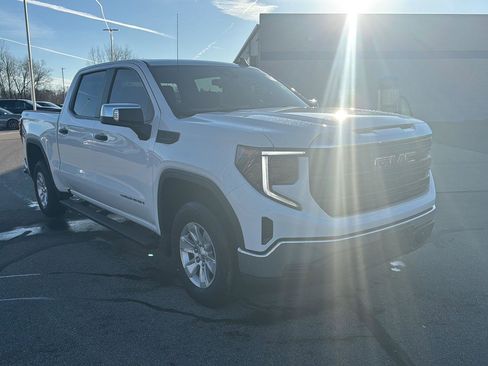 Used 2023 GMC Sierra 1500 Pro w/ Pro Value Package image 9