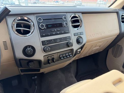 Used 2012 Ford F250 XLT w/ XLT Premium Pkg image 20