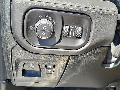 Used 2020 RAM 1500 Limited w/ Advanced Safety Group AWD/4WD image 22