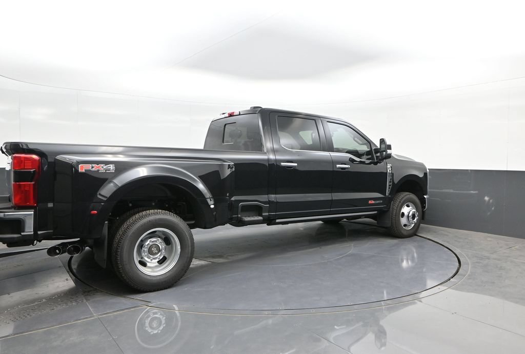 New 2026 Ford F350 King Ranch w/ Chrome Package AWD/4WD image 15