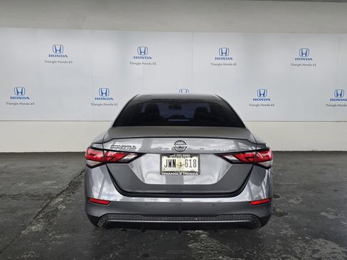 Used 2022 Nissan Sentra S image 5