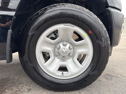 New 2026 RAM 1500 Tradesman AWD/4WD image 13