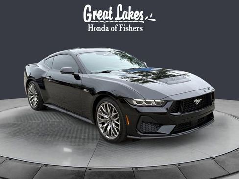 Used 2025 Ford Mustang GT Premium RWD image 7