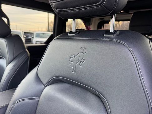 Used 2025 Ford Bronco Badlands image 21