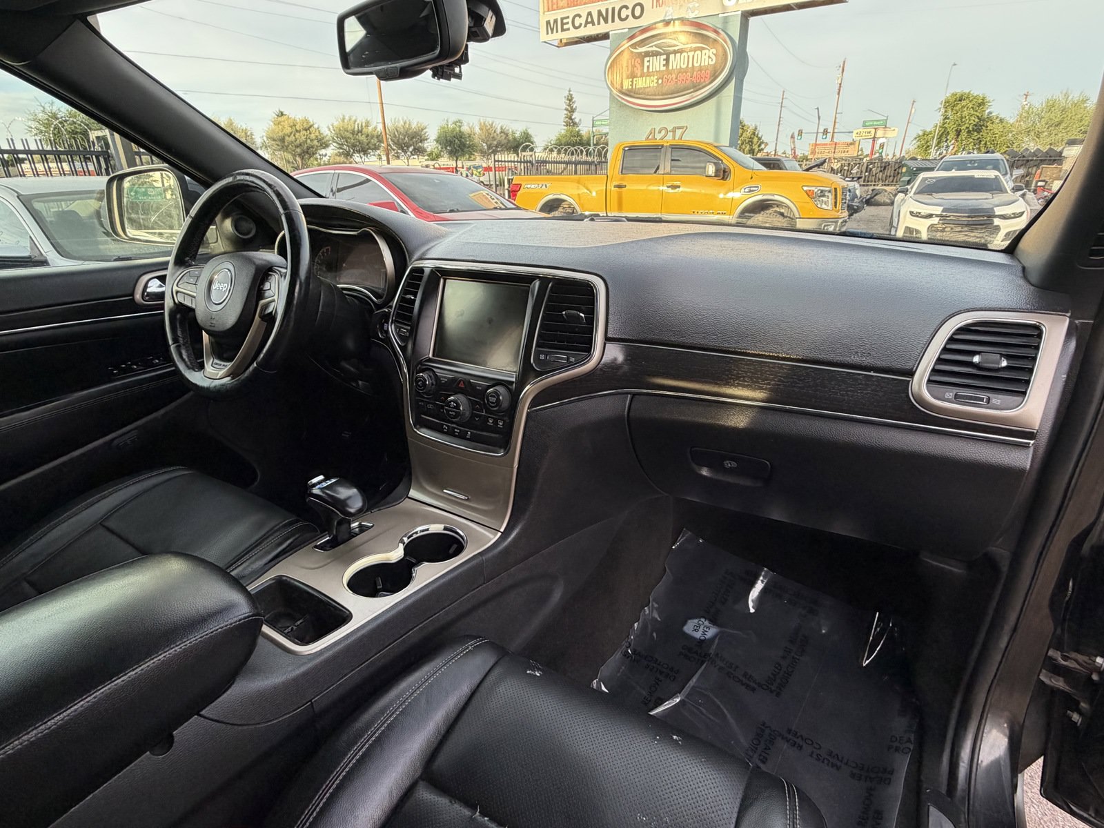 Used 2014 Jeep Grand Cherokee Limited w/ Luxury Group II RWD image 11