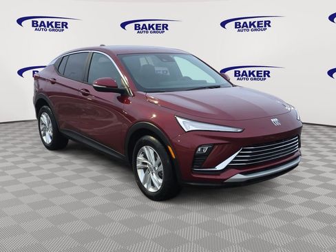 Used 2024 Buick Envista Preferred image 3