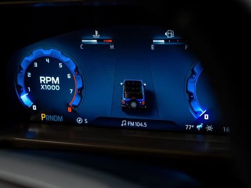 Used 2025 Ford Bronco Badlands image 52