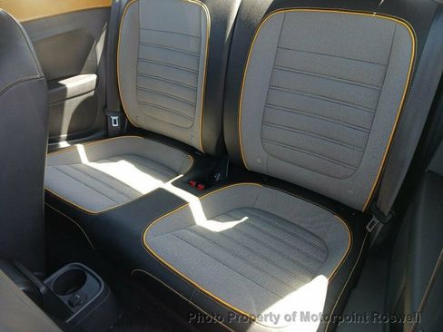 Used 2016 Volkswagen Beetle 1.8T Dune FWD image 4