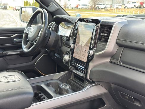 Used 2023 RAM 1500 Laramie AWD/4WD image 31