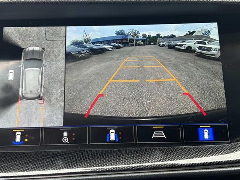 Used 2022 Buick Envision Essence w/ Technology Package II FWD image 27