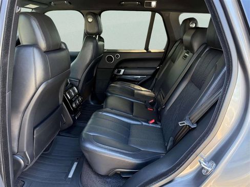 Used 2016 Land Rover Range Rover HSE AWD/4WD image 12
