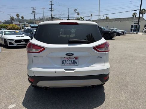 Used 2015 Ford Escape SE w/ Equipment Group 201A AWD/4WD image 6