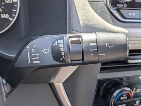 Certified 2023 Nissan Rogue SV AWD/4WD image 24