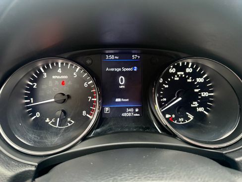 Used 2020 Nissan Rogue SV image 20