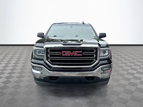 Used 2018 GMC Sierra 1500 SLE w/ SLE Value Package AWD/4WD image 2