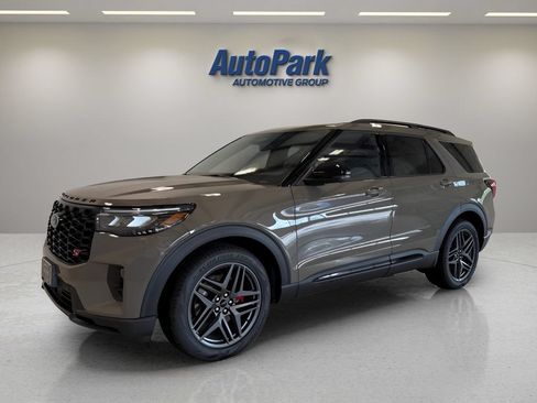 New 2026 Ford Explorer ST w/ Sun And Sound Package AWD/4WD image 3