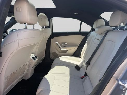 Used 2019 Mercedes-Benz A 220 4MATIC image 28