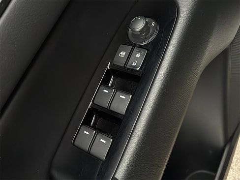 Used 2018 MAZDA CX-5 Touring image 12