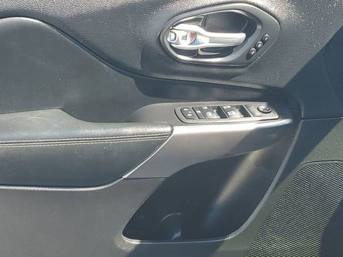 Used 2020 Jeep Cherokee Limited w/ Trailer Tow Group image 45