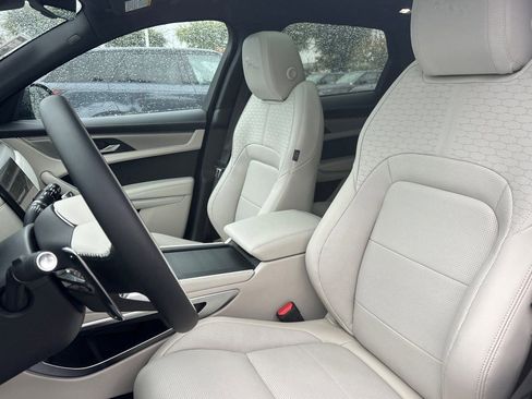 New 2026 Jaguar F-PACE R-Dynamic S AWD/4WD image 23