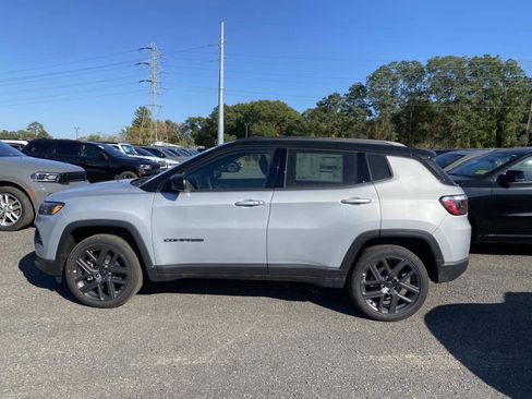 New 2026 Jeep Compass Limited image 2