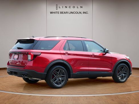 Used 2026 Ford Explorer ST w/ Sun And Sound Package AWD/4WD image 5