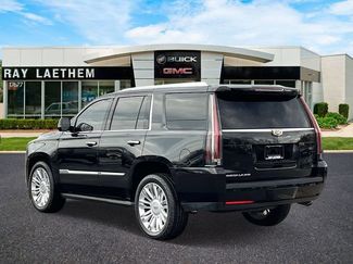 Used 2016 Cadillac Escalade Platinum video 3