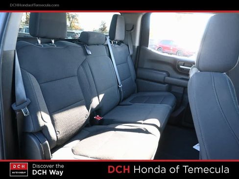 Used 2021 Chevrolet Silverado 1500 LT image 19