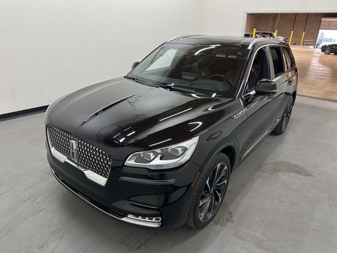 Used 2022 Lincoln Aviator Reserve w/ Equipment Group 201A image 16